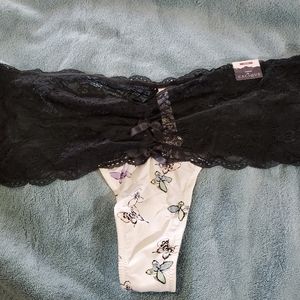 Nwt 18/20 Cacique thong
